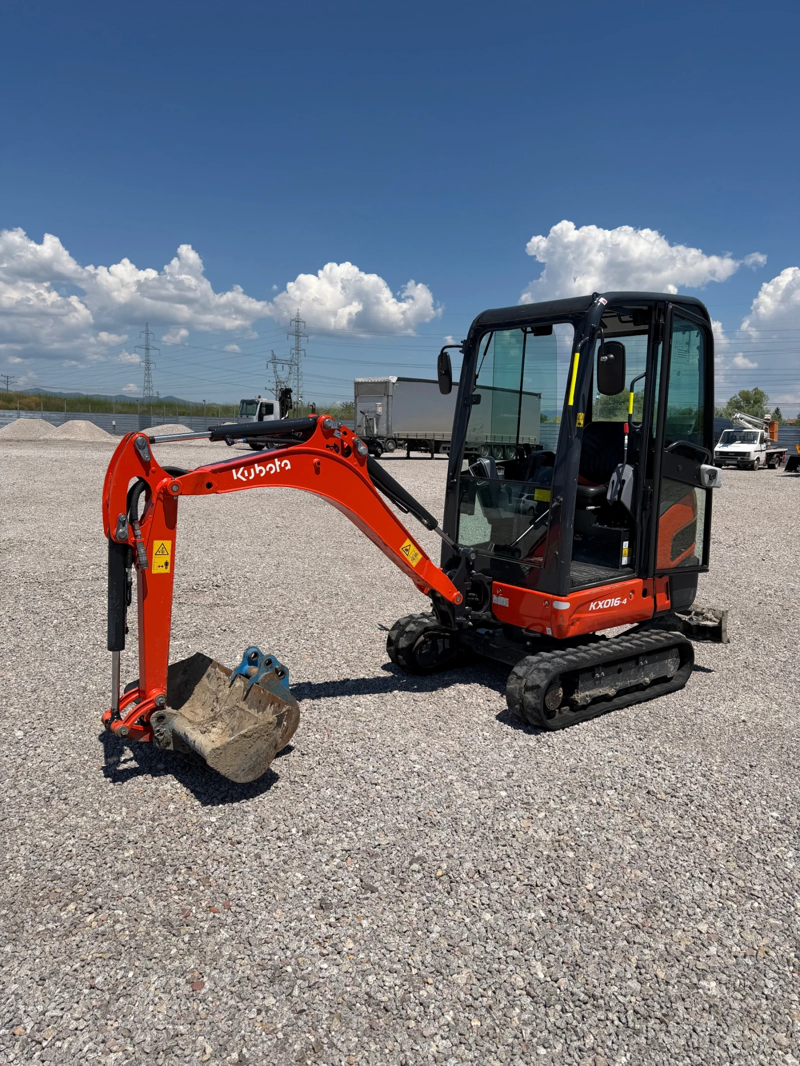 ����� Kubota KX016-4 | Mobile.bg � ����������� 4