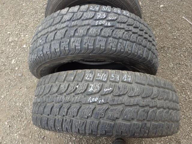 Гуми Зимни 245/65R17, снимка 2 - Гуми и джанти - 21456412