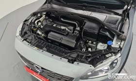 Volvo V60 AWD * 85 000KM * LANE ASSIST * BLIND SPOT, снимка 9