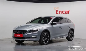 Volvo V60 AWD * 85 000KM * LANE ASSIST * BLIND SPOT, снимка 1