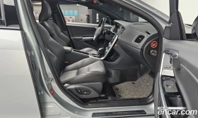 Volvo V60 AWD * 85 000KM * LANE ASSIST * BLIND SPOT, снимка 14