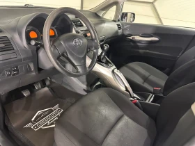 Toyota Auris, снимка 7