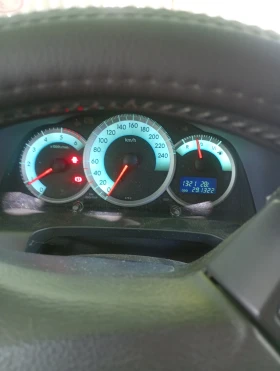 Toyota Corolla verso D-4D , снимка 3