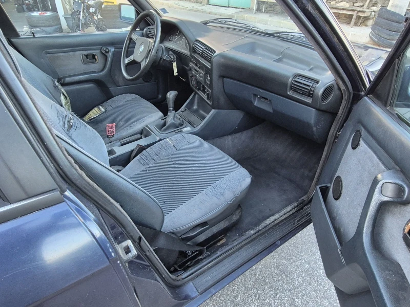 BMW 316 I, снимка 12 - Автомобили и джипове - 48263961