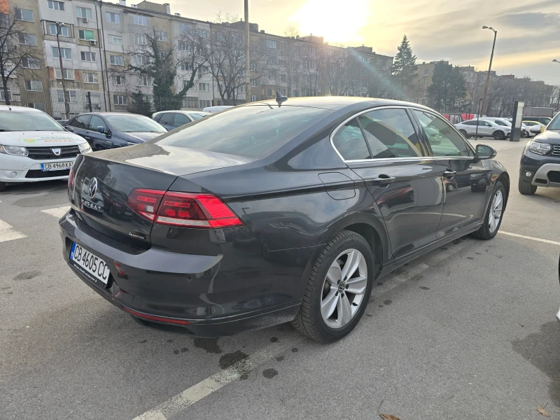 VW Passat 2.0 TDI 4motion, снимка 5 - Автомобили и джипове - 48878177