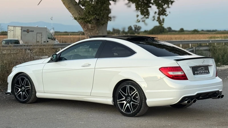 Mercedes-Benz C 250 CDI= 63 AMG= DISTRONIC= KEYLESS= PANORAMA= BLIND S, снимка 7 - Автомобили и джипове - 51750305