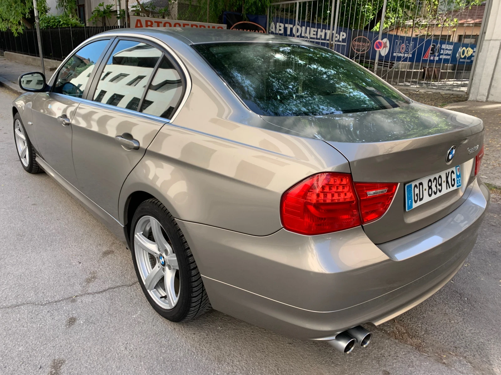 BMW 325 3.0i 218к.с.EURO5 165000 км - изображение 6