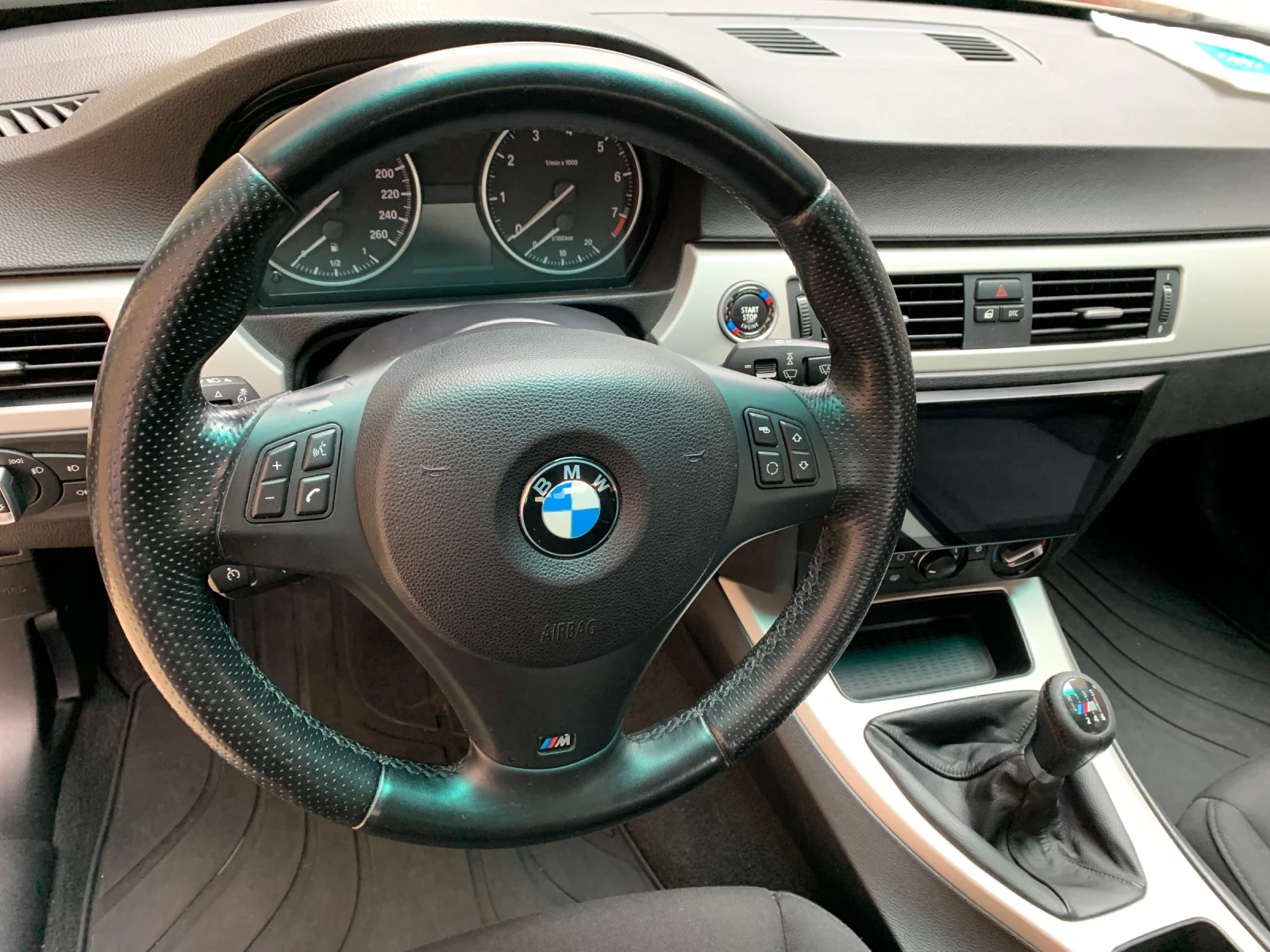 BMW 325 3.0i 218к.с.EURO5 165000 км - изображение 10