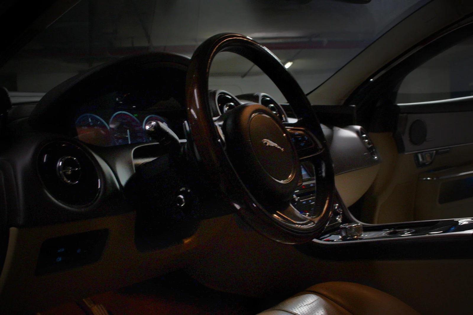 Jaguar Xj Long/Supercharged V6 | Mobile.bg   11