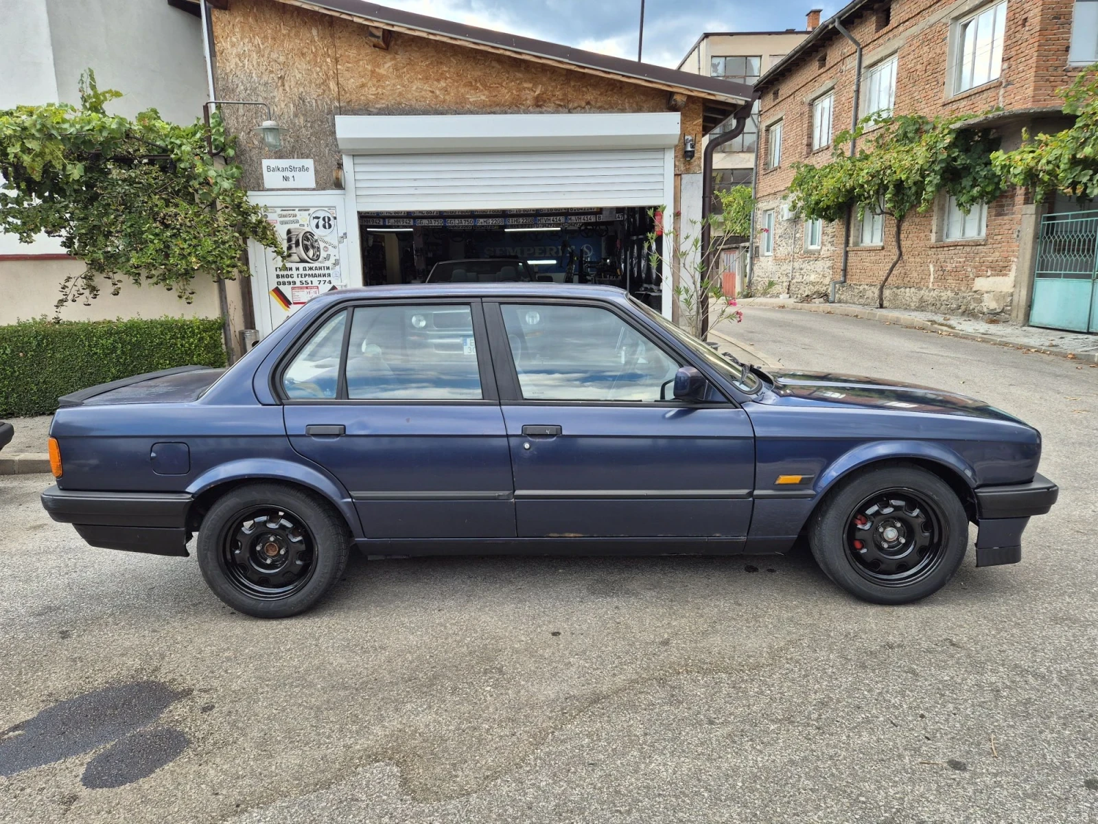 BMW 316 I, снимка 8 - Автомобили и джипове - 48263961