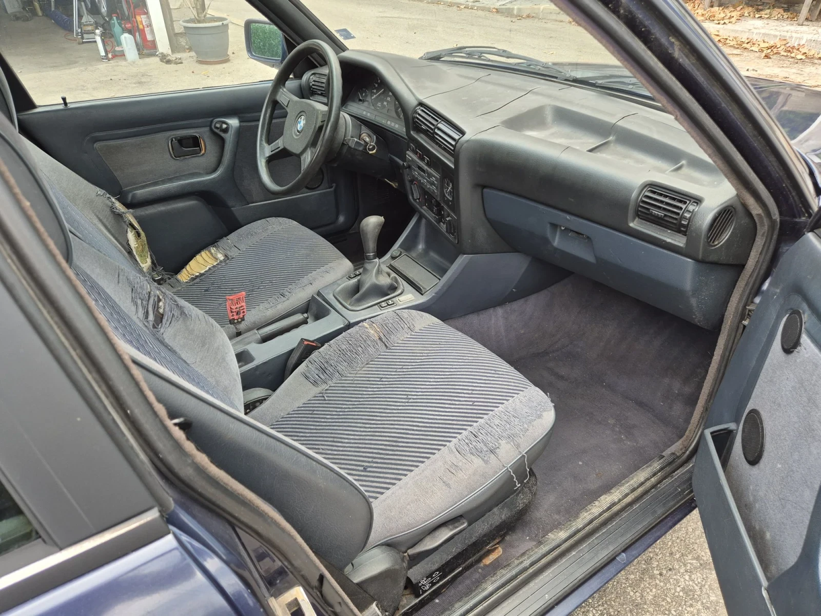 BMW 316 I, снимка 11 - Автомобили и джипове - 48263961