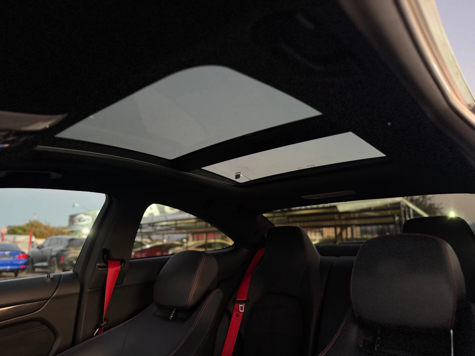 Mercedes-Benz C 250 CDI= 63 AMG= DISTRONIC= KEYLESS= PANORAMA= BLIND S | Mobile.bg   14