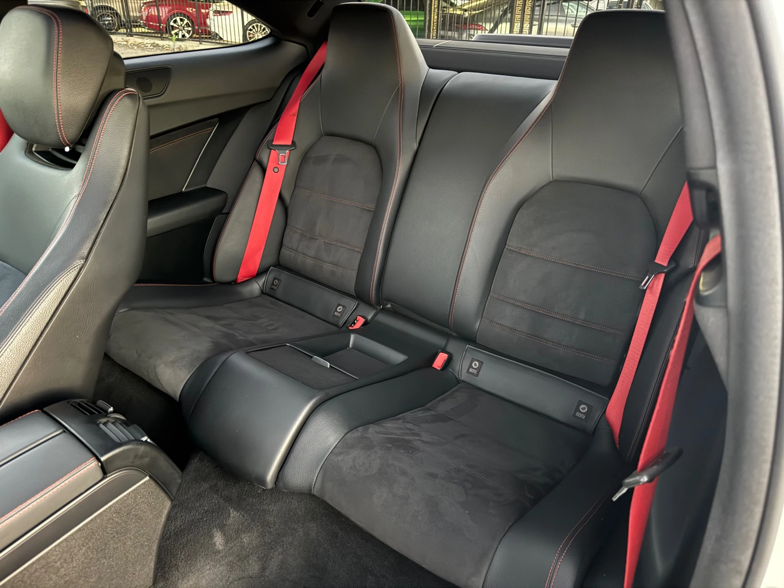 Mercedes-Benz C 250 CDI= 63 AMG= DISTRONIC= KEYLESS= PANORAMA= BLIND S | Mobile.bg   13