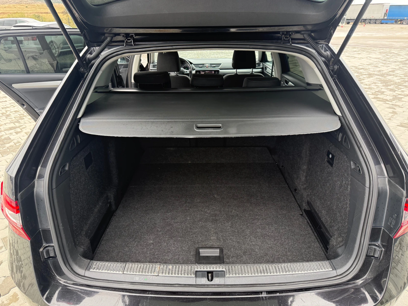 Skoda Superb 2.0 tdi 190 ks   !!! | Mobile.bg   16