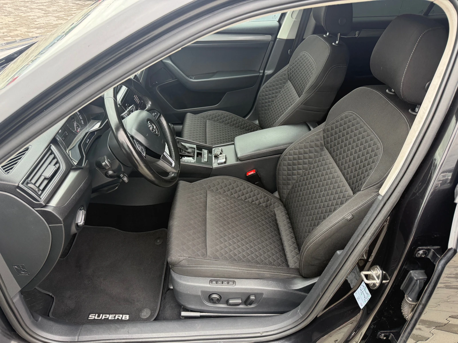 Skoda Superb 2.0 tdi 190 ks   !!! | Mobile.bg   11