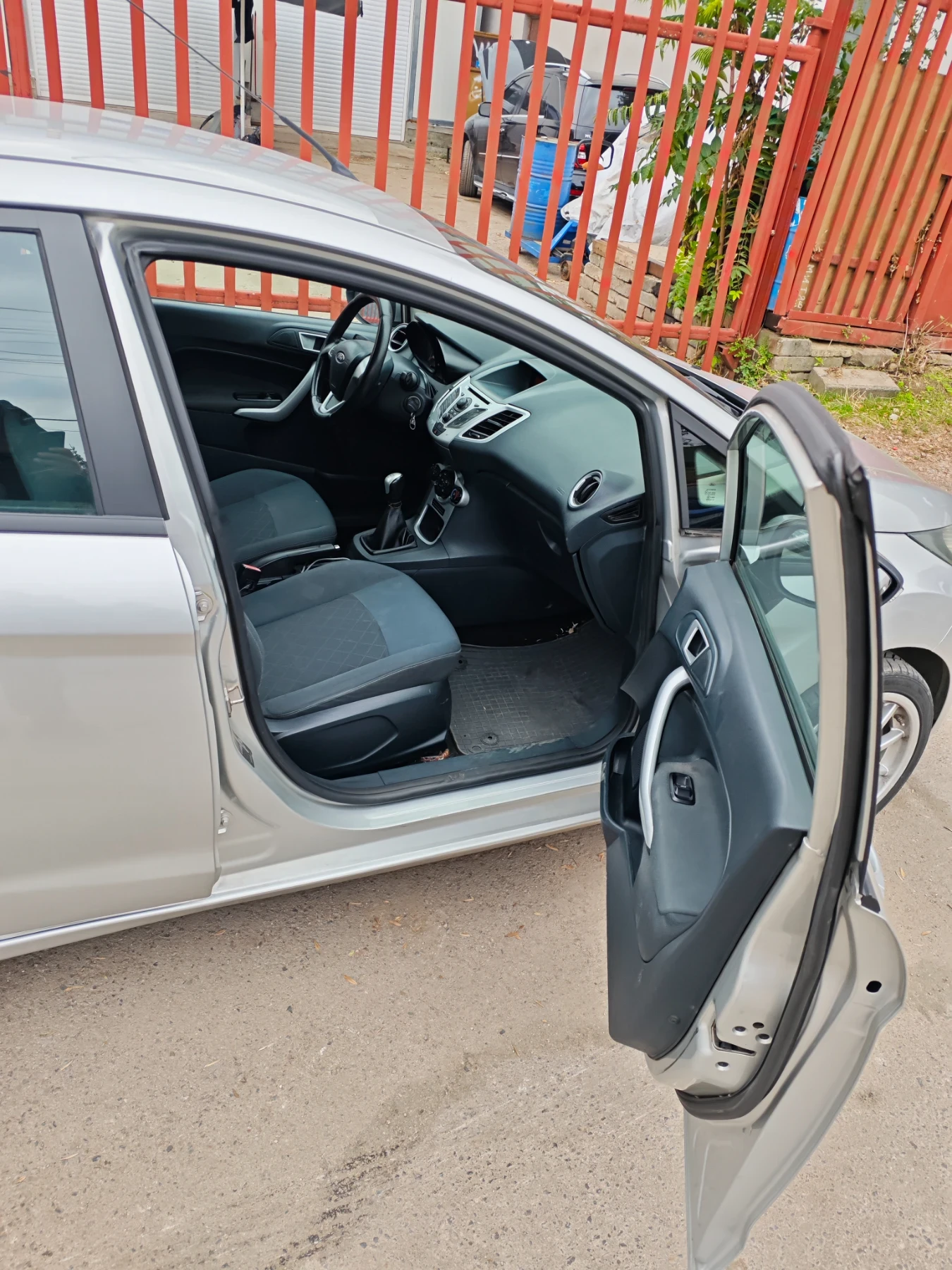 Ford Fiesta 1.25i - изображение 5