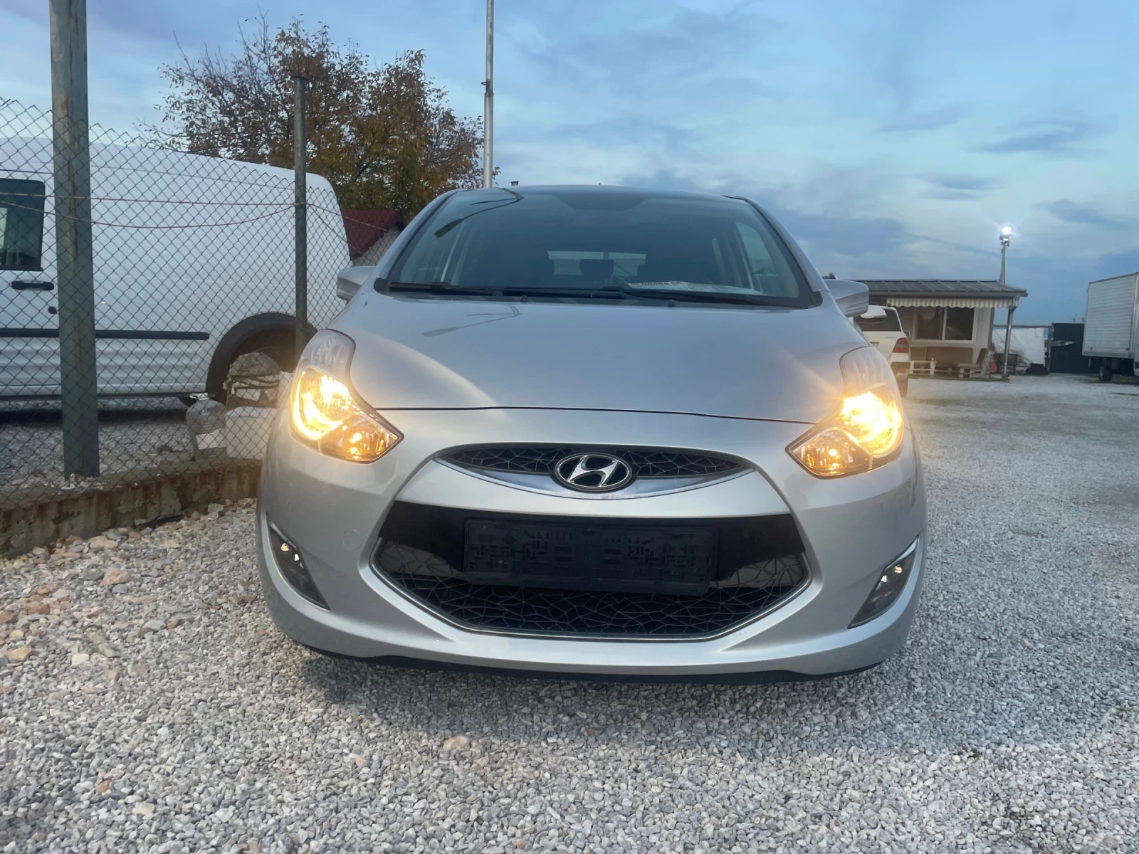 Hyundai Ix20 АВТОМАТИК - изображение 9