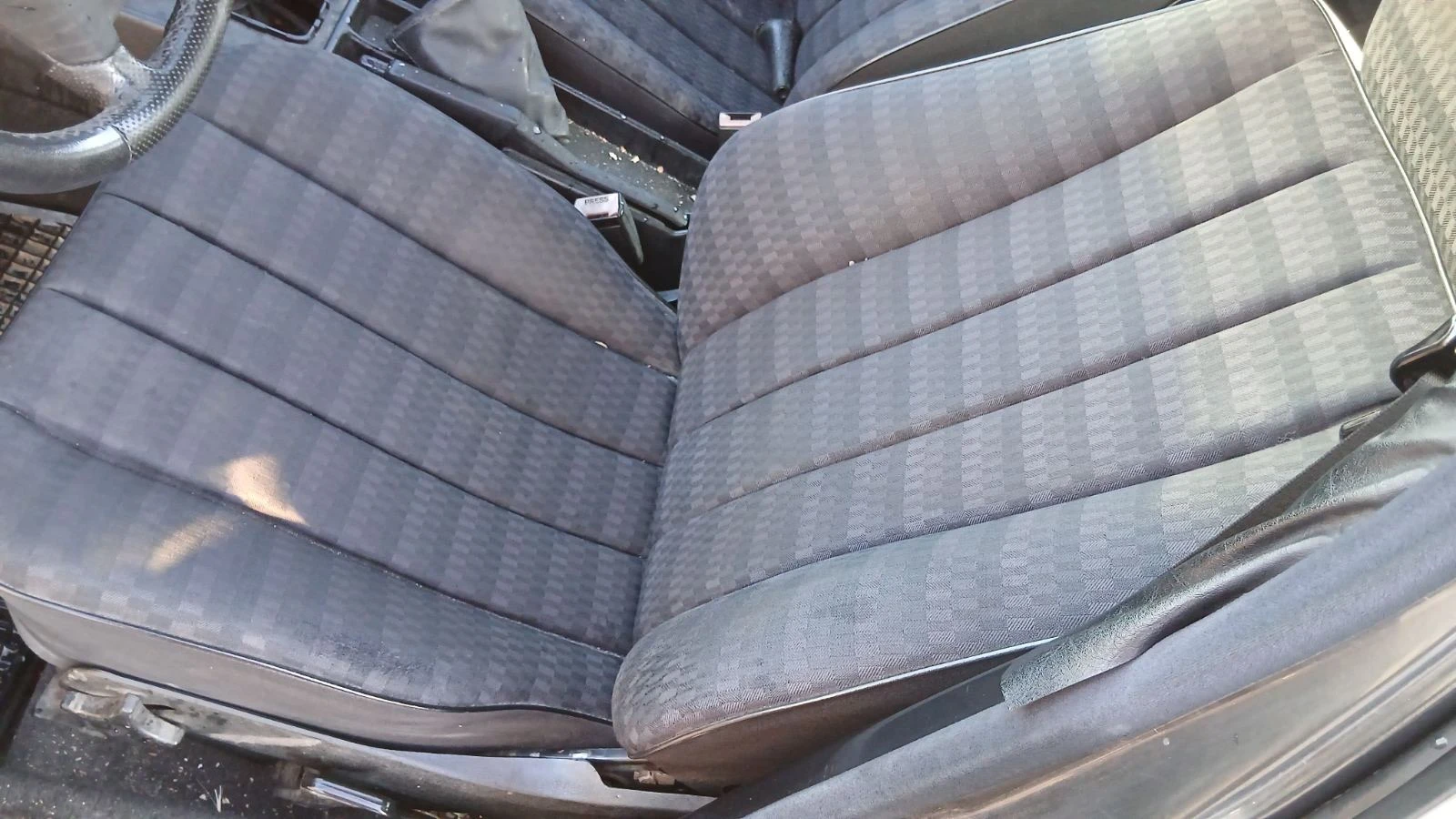 Mercedes-Benz 190 2.0 122кс ГАЗ !!!ЦЯЛ ЗА ЧАСТИ!!! - изображение 9