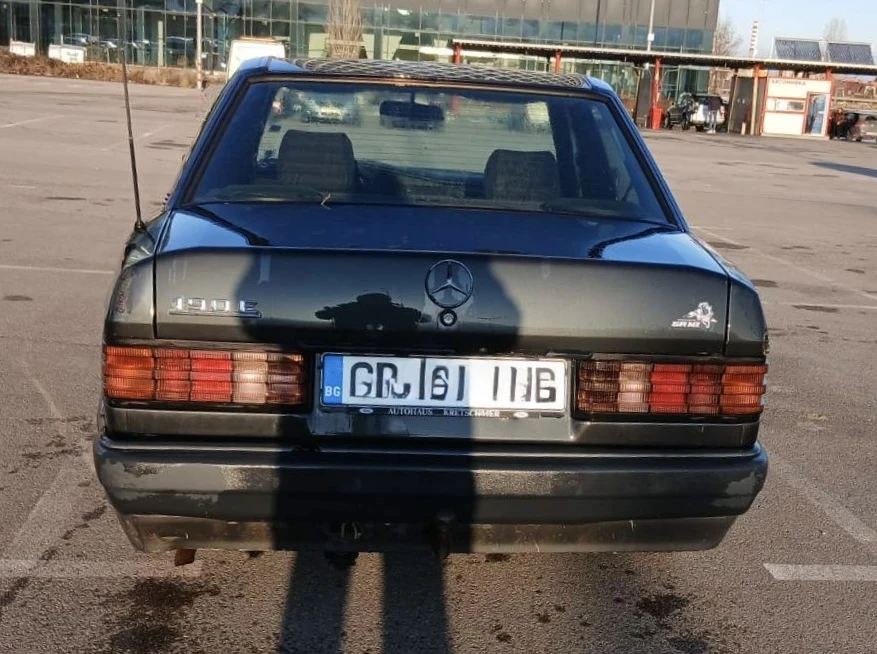 Mercedes-Benz 190 2.0 122кс ГАЗ !!!ЦЯЛ ЗА ЧАСТИ!!! - изображение 5