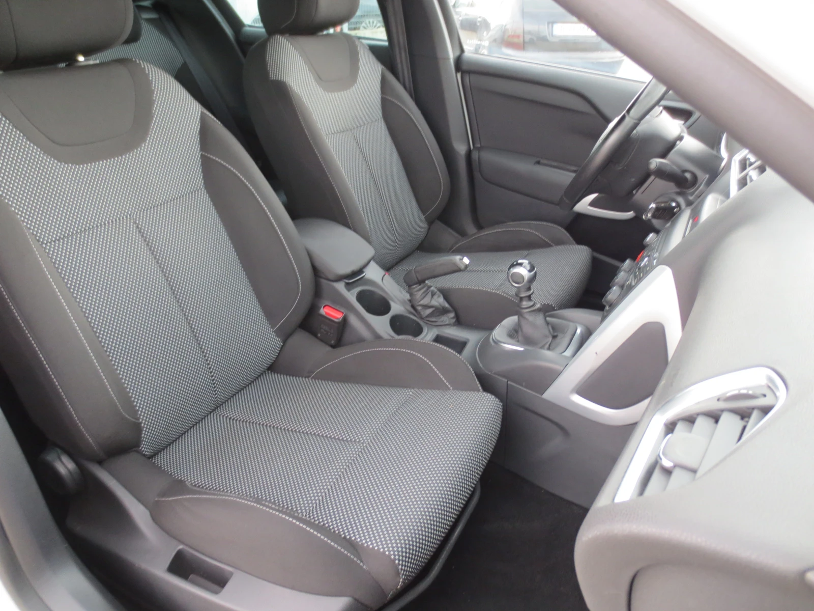 Citroen DS4 1.6 e-HDI | Mobile.bg � ����������� 16