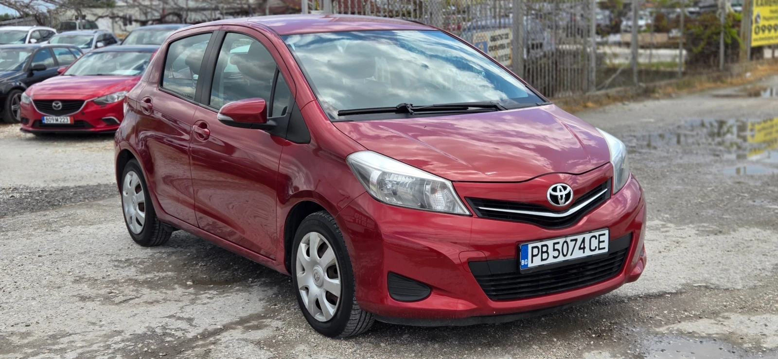 Toyota Yaris, снимка 2 - Автомобили и джипове - 54409395