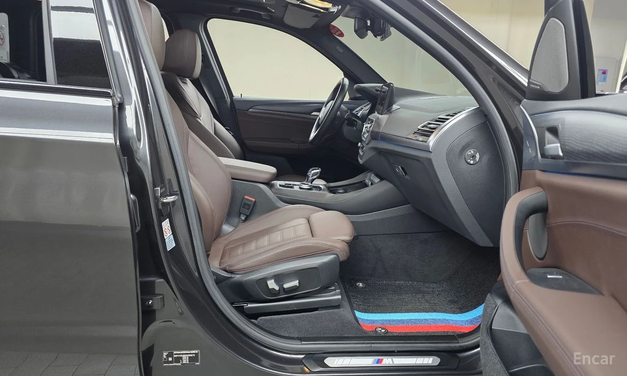 BMW iX3 * M-SPORT* КОЖА* ПОДГРЕВ* ПАНОРАМА* HEAD-UP* , снимка 11 - Автомобили и джипове - 54446274