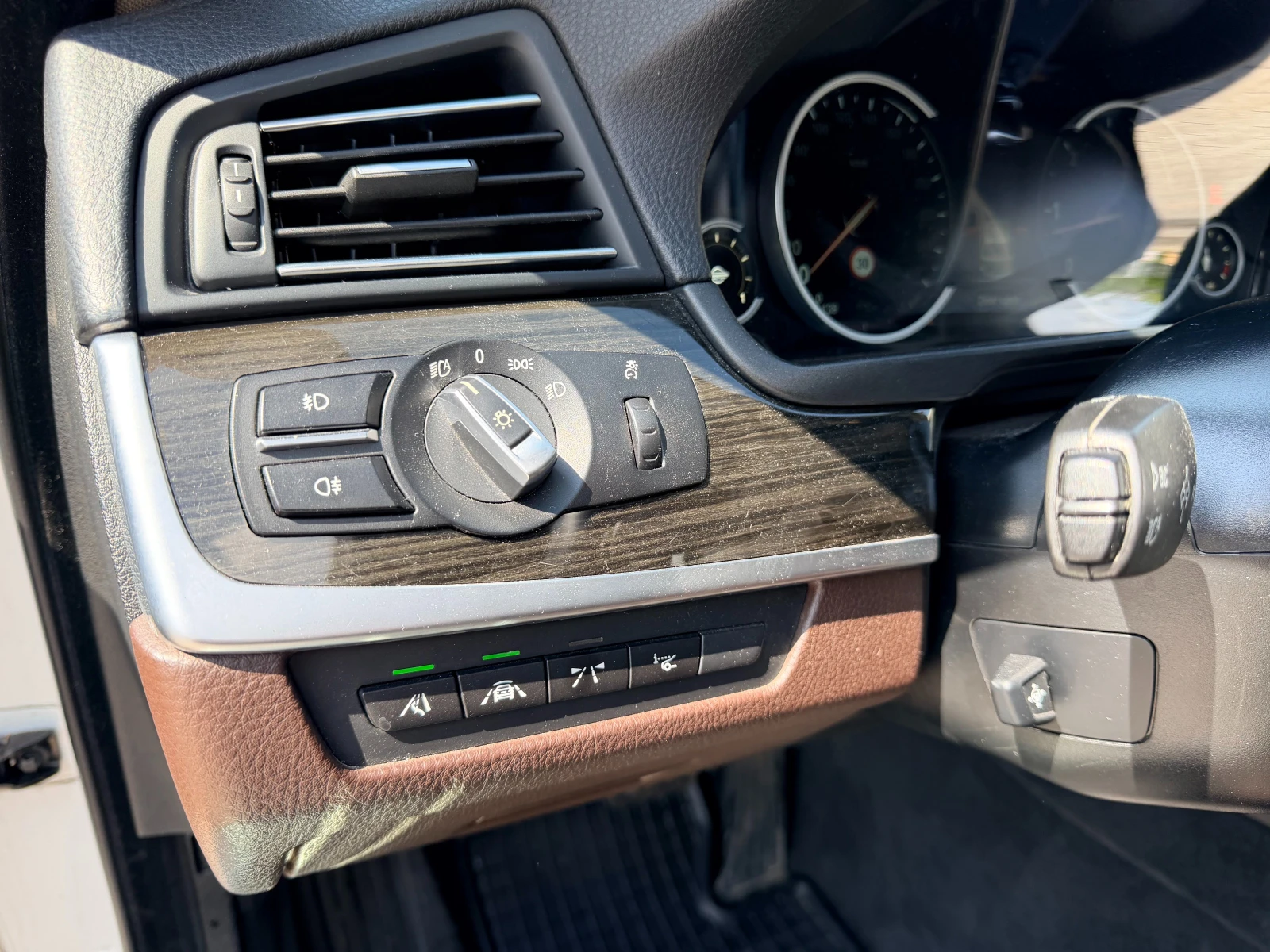 BMW 530 F11| Digital| Full LED, снимка 14 - Автомобили и джипове - 54617551