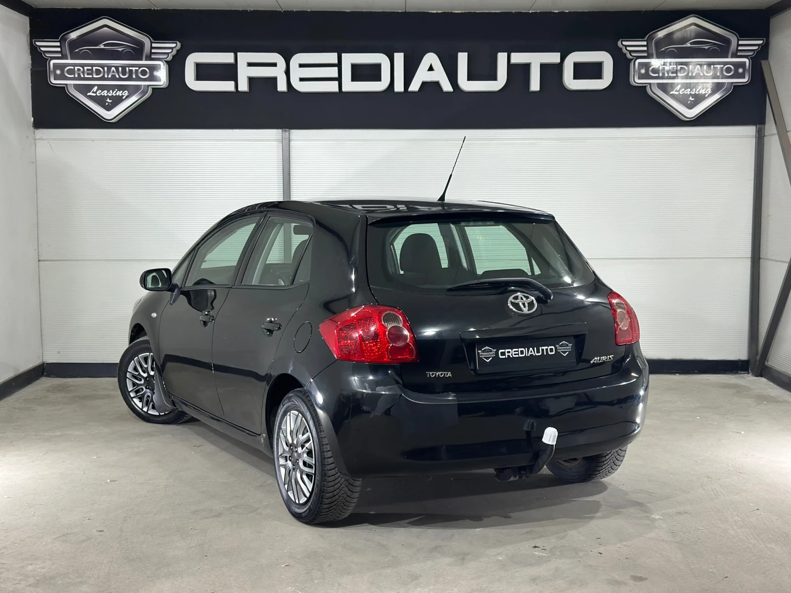 Toyota Auris, снимка 4 - Автомобили и джипове - 54638771