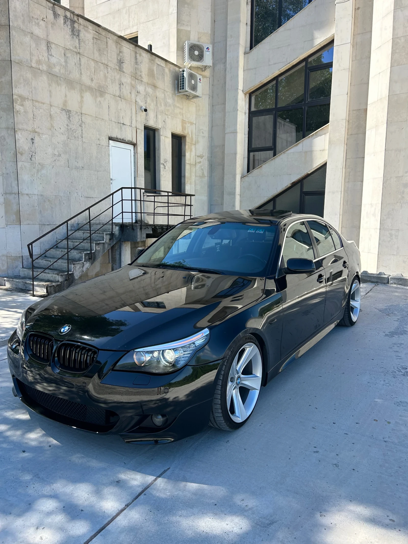 BMW 525