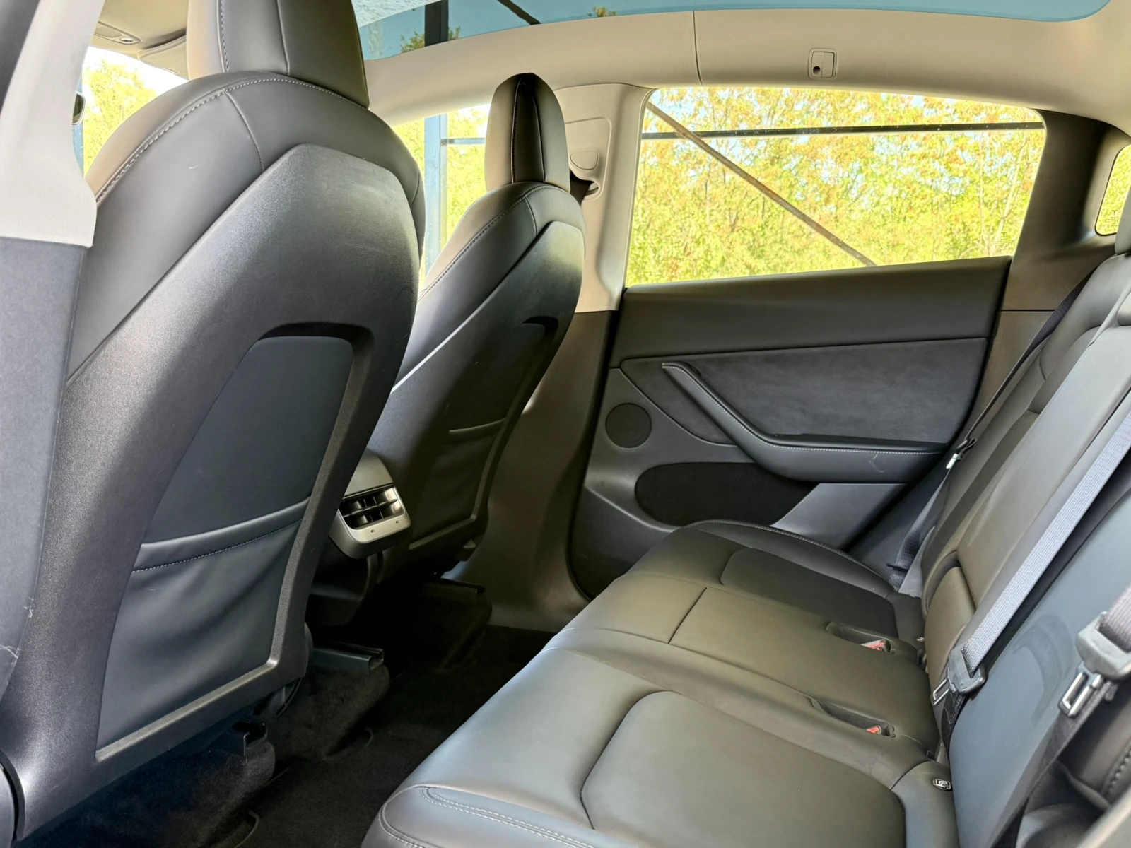 Tesla Model Y  Dual Motor 75 kwh, снимка 10 - Автомобили и джипове - 56015522