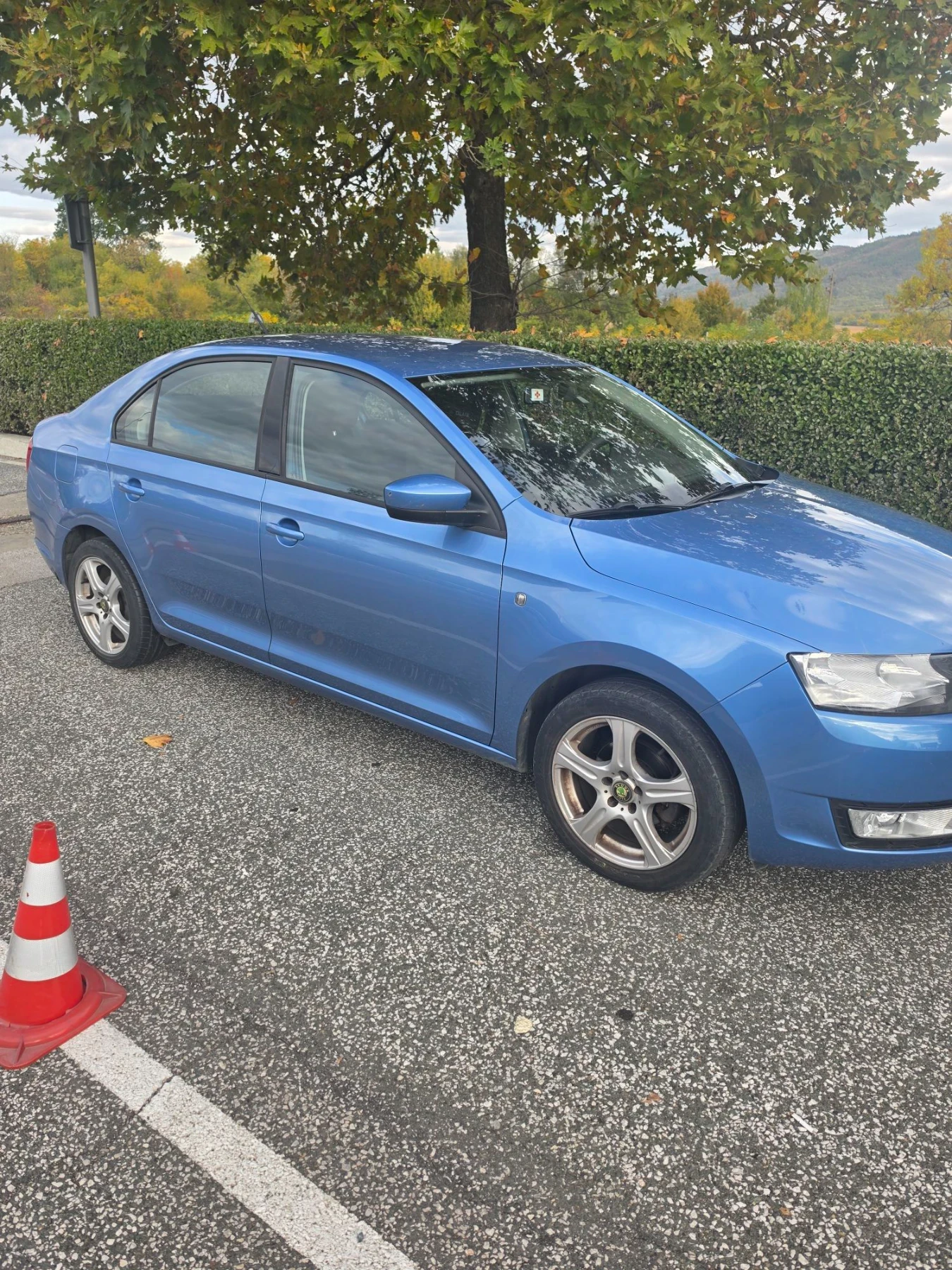 Skoda Rapid 1.2 , снимка 3 - Автомобили и джипове - 56426093