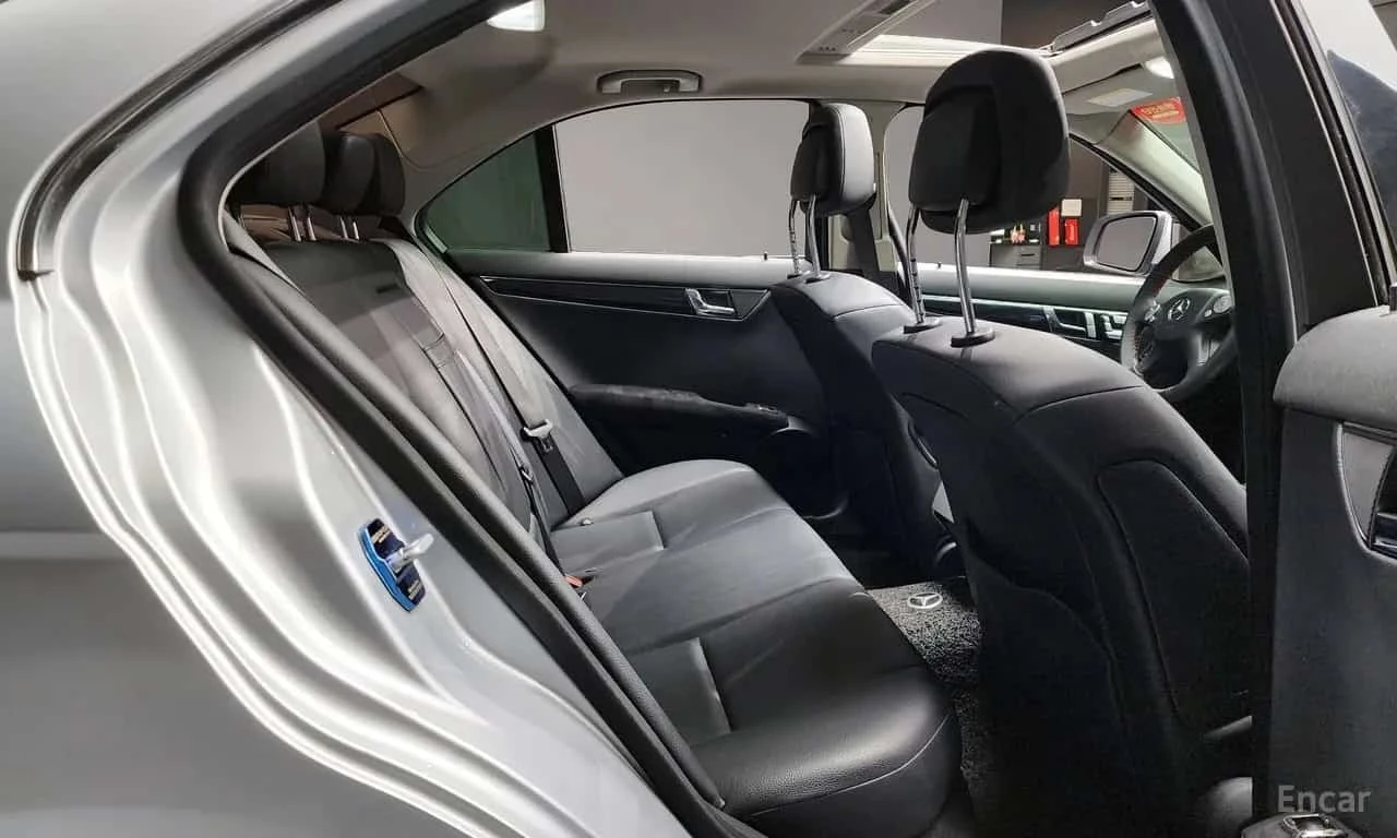 Mercedes-Benz C 200 * C200K * ���� �� �� | Mobile.bg � ����������� 12