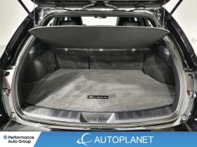 Lexus UX, снимка 13