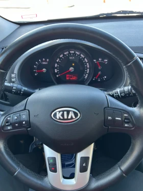 Kia Sportage 2.0 CRDI 4x4, снимка 10