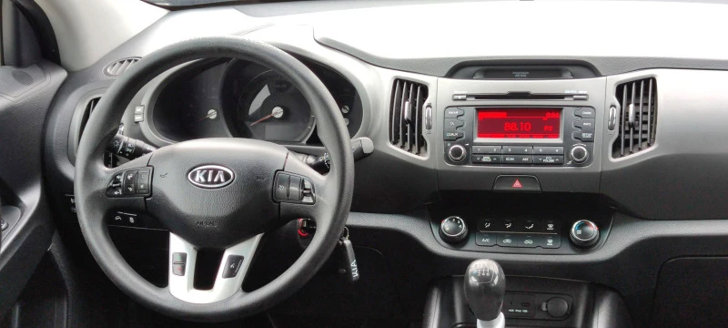 Kia Sportage 2.0CRDI* 4WD* , снимка 17 - Автомобили и джипове - 43781186