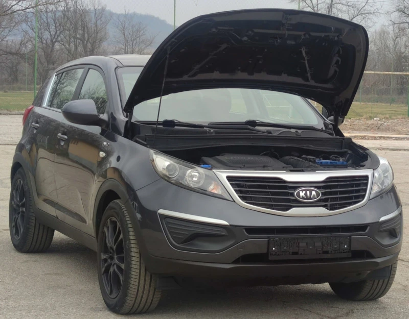 Kia Sportage 2.0CRDI* 4WD* , снимка 10 - Автомобили и джипове - 43781186