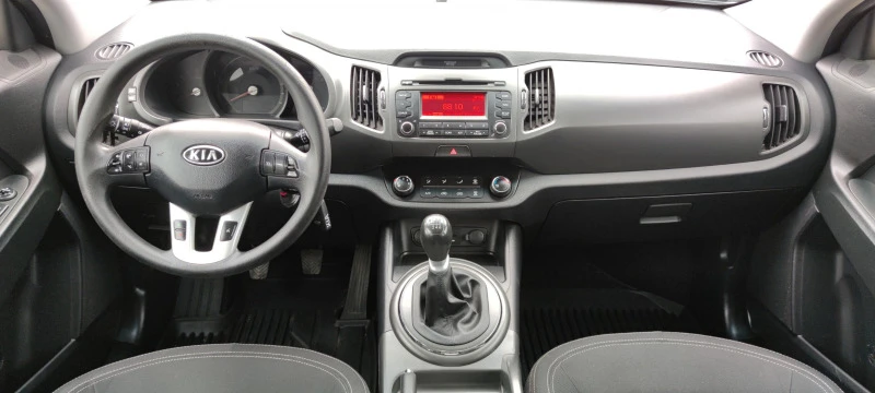 Kia Sportage 2.0CRDI* 4WD* , снимка 15 - Автомобили и джипове - 43781186