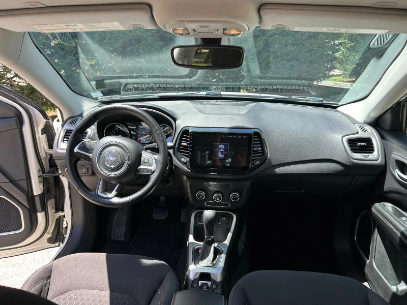 Jeep Compass 2.4, BENZIN 180 к.с., снимка 12 - Автомобили и джипове - 47298827