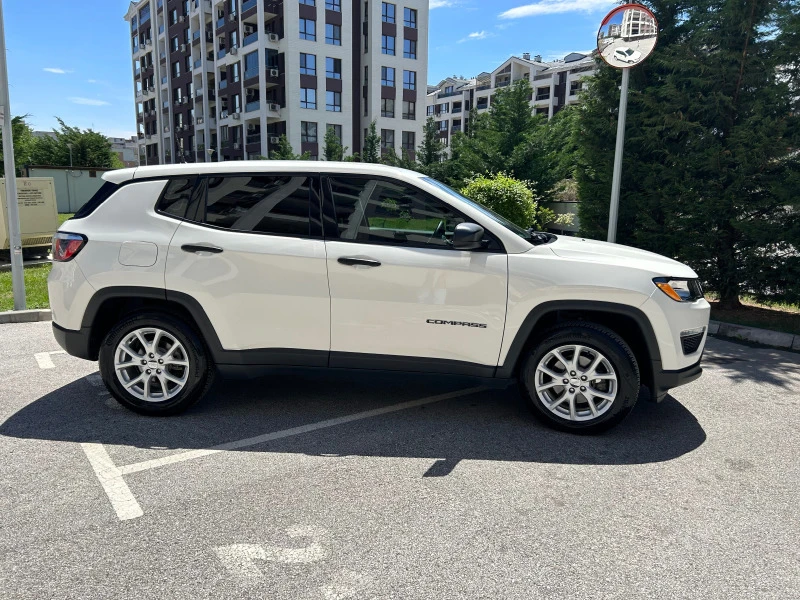 Jeep Compass 2.4, БЕНЗИН, 180 к.с., снимка 8 - Автомобили и джипове - 47298827