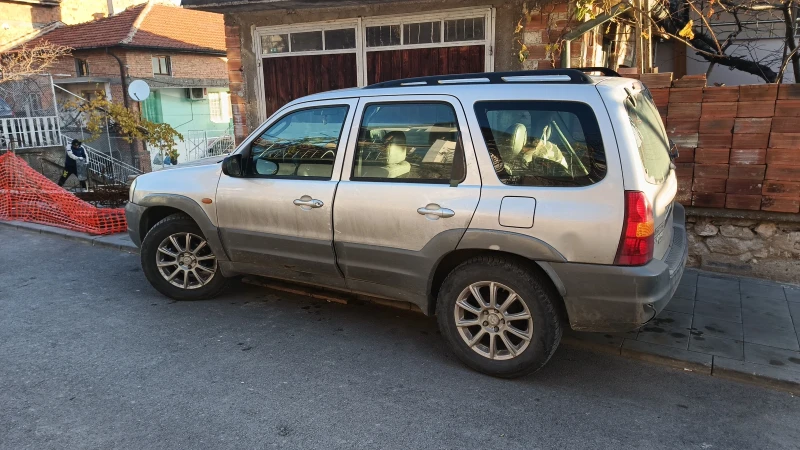 Mazda Tribute 3.0 V6 газ , снимка 1 - Автомобили и джипове - 48094560