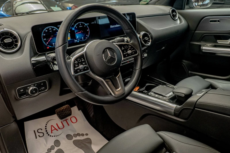 Mercedes-Benz GLA 200 d/4Matic/Virtual/Камера/, снимка 6 - Автомобили и джипове - 51085510