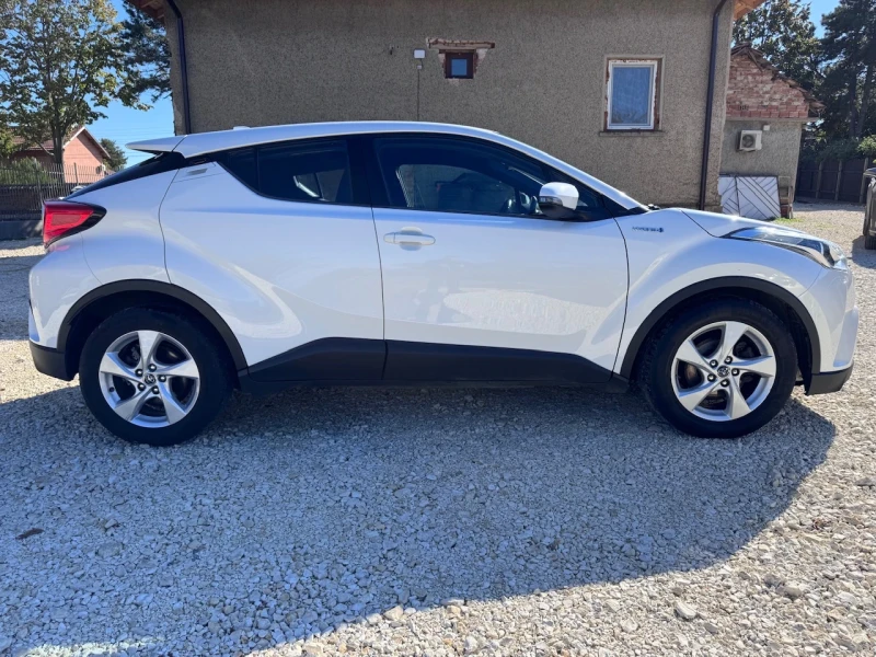 Toyota C-HR 1.8 Hybrid/Гаранция, снимка 6 - Автомобили и джипове - 52242275