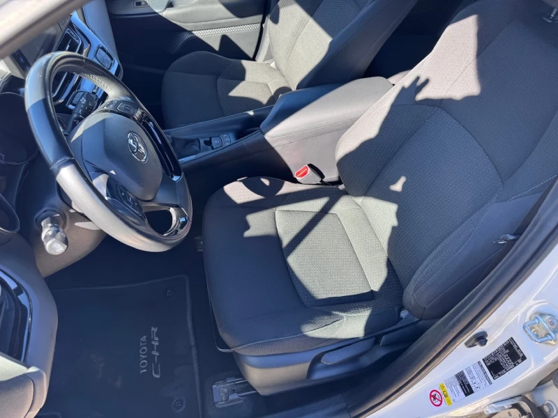 Toyota C-HR 1.8 Hybrid/Гаранция, снимка 9 - Автомобили и джипове - 52242275
