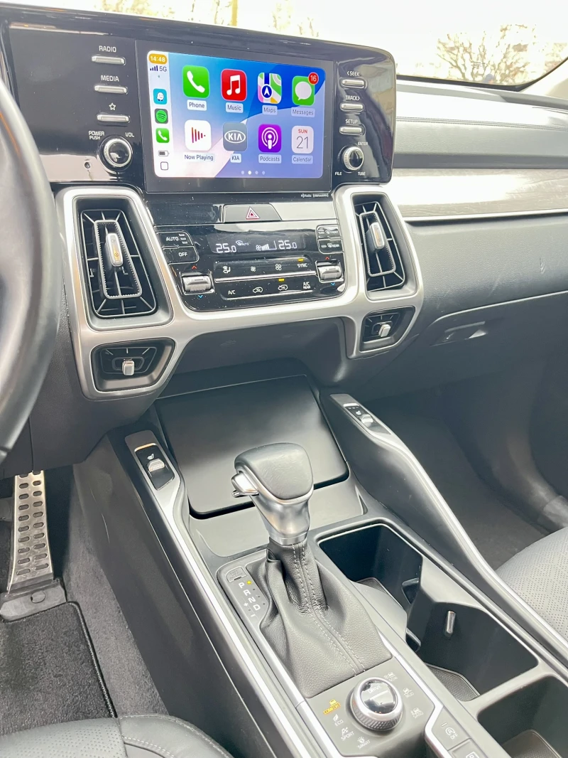 Kia Sorento, снимка 9 - Автомобили и джипове - 52868073