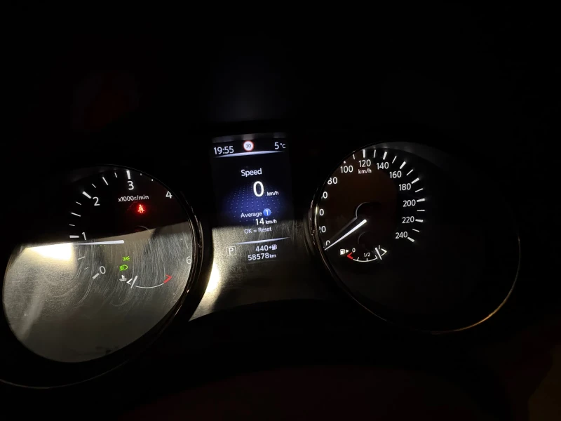 Nissan X-trail Tekna, снимка 8 - Автомобили и джипове - 53157617