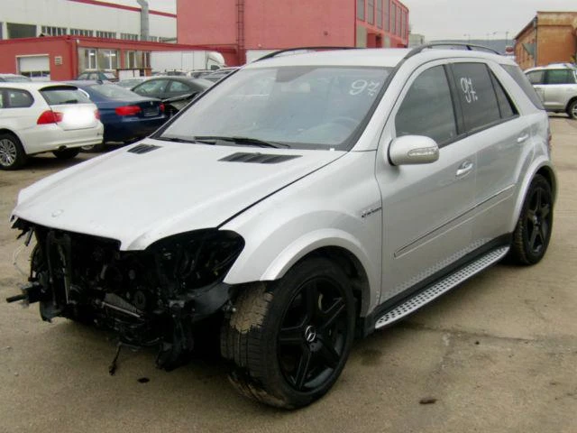 Mercedes-Benz ML 63 AMG, снимка 4 - Автомобили и джипове - 47090755