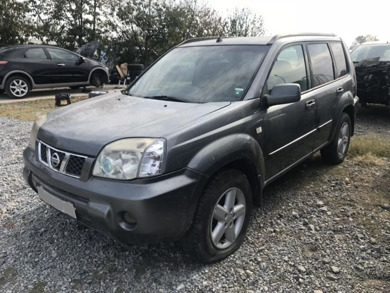 Nissan X-trail 2.2 2 БРОЯ, снимка 4 - Автомобили и джипове - 38359922