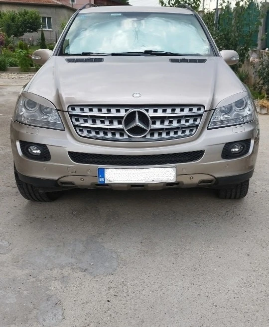 Mercedes-Benz ML 350 7G TRONIC, снимка 1 - Автомобили и джипове - 48297739