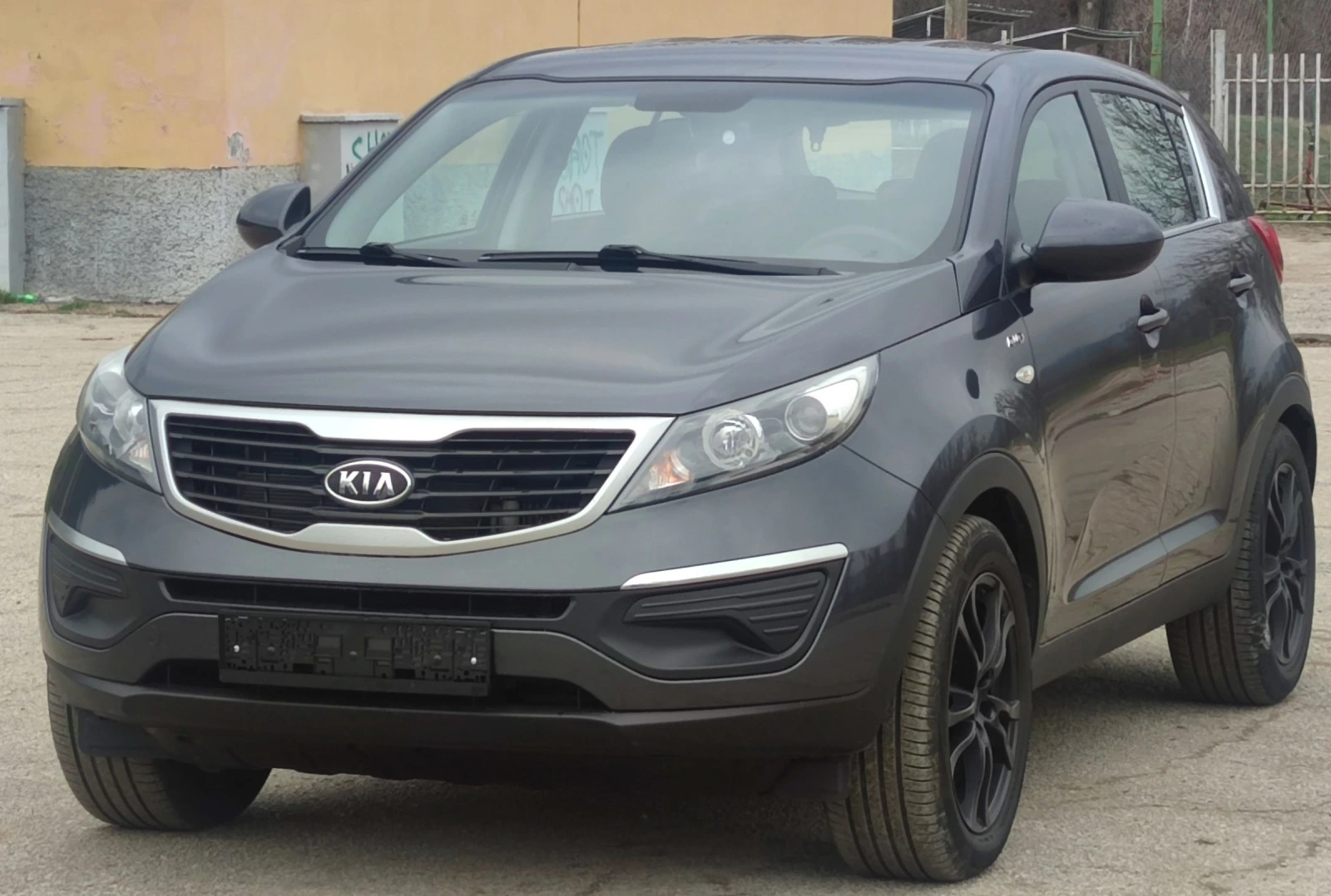 Kia Sportage 2.0CRDI* 4WD*  - изображение 3