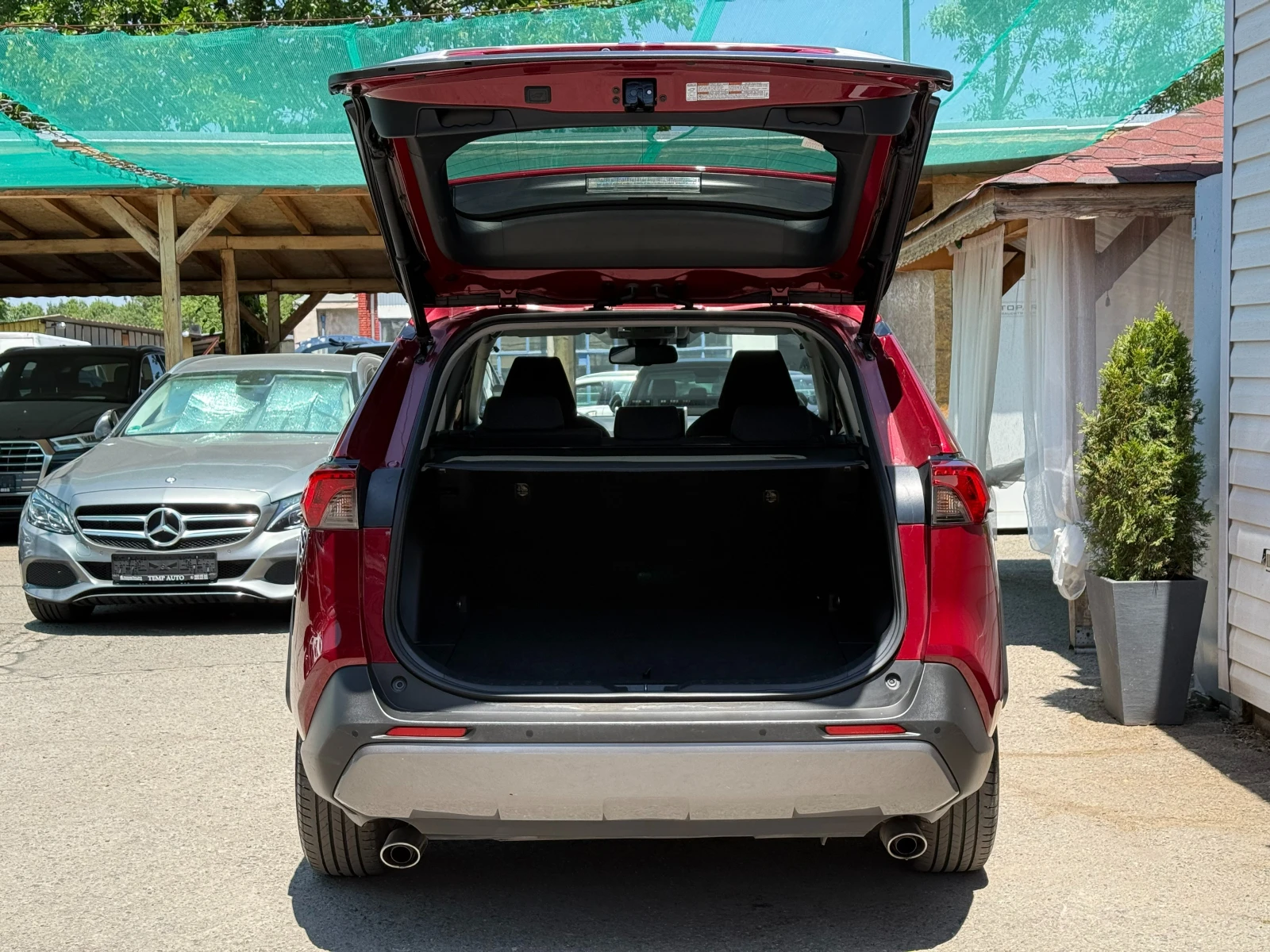 Toyota Rav4 2.5 Hybrid* СЕРВИЗНА КНИЖКА С ПЪЛНА ИСТОРИЯ - изображение 5